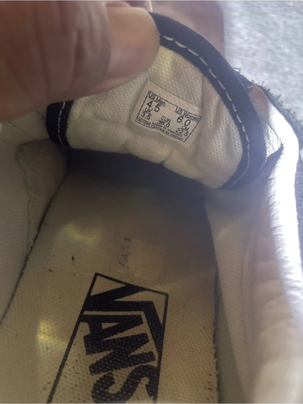 Vans Kids men 4,5 weman 6 Black and White Strap Sneakers